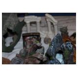 Collection of Aquarium Accessories – Includes Rock, 24" Lid/Cover, Structures & Plants