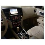 2014 Nissan Pathfinder SV 4x4