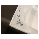 Lot of Assorted Bathtubs Some have Damage Various Models and Conditions    Customer Returns See Pictures