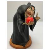 Est. 195.00 - $300.00 Disneys WDCC (SNOW WHITE AND THE SEVEN DWARFS) Witch  "Take The Apple Dearie" Figurine In Original Box With COA