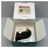 Est. 195.00 - $300.00 Disneys WDCC (SNOW WHITE AND THE SEVEN DWARFS) Witch  "Take The Apple Dearie" Figurine In Original Box With COA