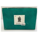 Est. 195.00 - $300.00 Disneys WDCC (SNOW WHITE AND THE SEVEN DWARFS) Witch  "Take The Apple Dearie" Figurine In Original Box With COA