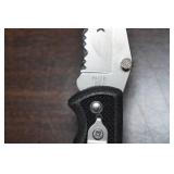 Buck Knives Serrated Lite Flick It Folding Knife - Pentax Cameras