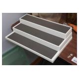 Assorted Office Décor