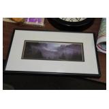 Assorted Office Décor