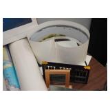 Assorted Office Décor