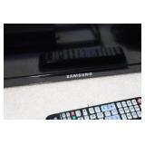 Samsung 32" Flat Screen TV