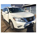 2015 Nissan Pathfinder SV