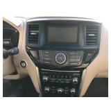 2015 Nissan Pathfinder SV