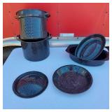 Enamel Cookware Pot and Roaster