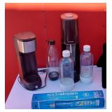 SodaStream Sparkling Water Maker - Unsure of CO2 is full or used, Small Coffee Maker (?)