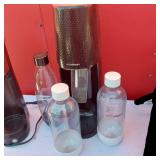 SodaStream Sparkling Water Maker - Unsure of CO2 is full or used, Small Coffee Maker (?)