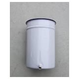 Vintage Cesco Columbian Made Enamelware Irrigator