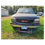 2001 GMC Sierra SL 4 Door Extended Cab Plow Truck