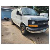 2006 Chevrolet Express 2500  3 Door Cargo Van