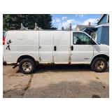 2006 Chevrolet Express 2500  3 Door Cargo Van