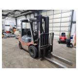 Toyota Propane Fork Lift 7FGU25