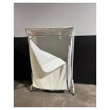 Portable Garment Rack with Zippered Cover