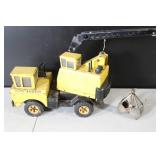 Vintage Tonka Mighty Crane Truck with Metal Clamshell Bucket