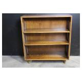Vintage Wooden Bookcase with Adjustable Shelves and Tapered Legs