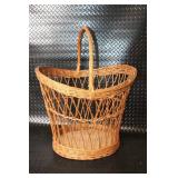 Wicker Basket with Handle and Solid Base