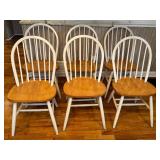 K - Set of 8 Windsor-Style Dining Chairs with White Spindles and Wood Seats