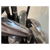 G - Golf Club Set with Bag and Umbrella - Mixed Brands