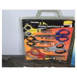 Scissor Set - 4 Manicure Sets and Engrave it Tool