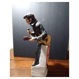 1977 McCormick musical porcelain Elvis Presley liquor decanter
