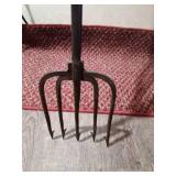 Vintage 5 tine spear