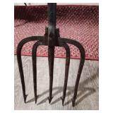 Vintage 5 tine spear