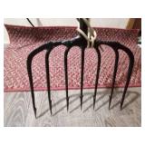 Vintage 8 tine spear