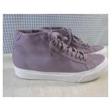 (CS) Pair of Vans Off The Wall Shoe...