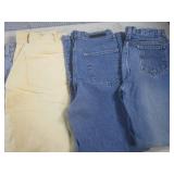 (CS) 5 Pairs of Assorted Jeans - Bo...