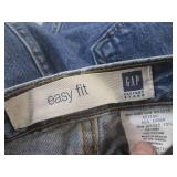 (BS) 5 Pair of Assorted Jeans - GAP...