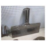 (EW4) Assorted Vintage Hand Tools E...