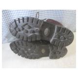 (CS) Pair of Sebago Boots Size 9M...