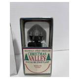 Department 56 Visiting the Nativity and Streetlamp