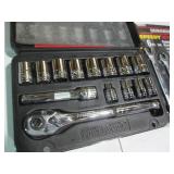15pc Powerbuilt 1/2in metric socket...
