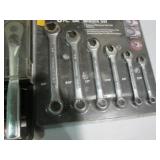 Powerbuilt 14pc 3/8in metric socket set with Durabiilt 6pc SAE speedy ratchet action wrench set
