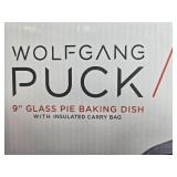 Wolfgang Puck 9 Inch Glass Pie Baking Dish with Insulated Carry Bag in Orig Pkg