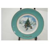 Vintage Avon Christmas Collectible Plates (4ct) 1970s
