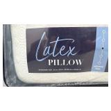 Stearns & Foster Latex Pillow Standard Size Medium Feel