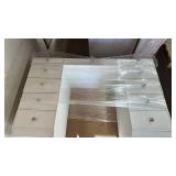 Tresanti Marilyn Vanity with LED lighted Mirror