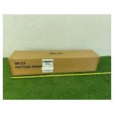 New in Sealed Box Slkz Putting Green
