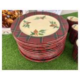 Holiday Plates & Cups