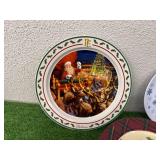 Holiday Plates & Cups