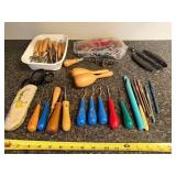 Large Lot of Vintage Rug Hooking and Craft Tools Spinners Crochet Scissors
