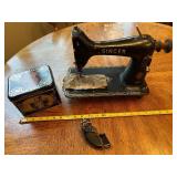 Singer 99K Vintage Sewing Machine with Decorative Tin and Accessory