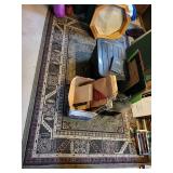 Traditional Area Rug with Geometric and Floral Patterns